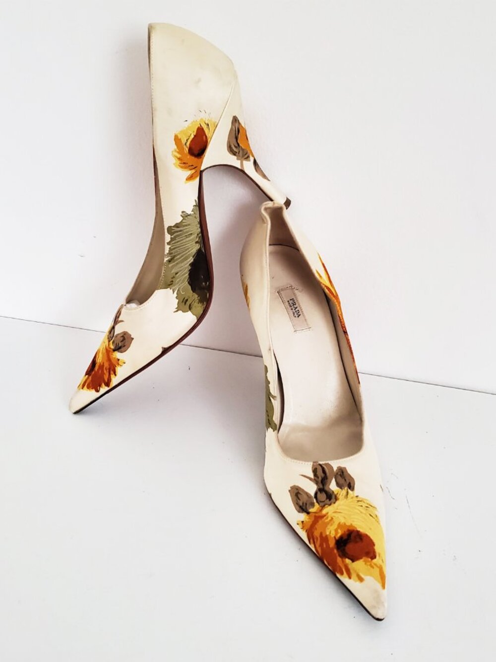 Prada Floral Pointed Toe Stiletto Heel Vintage Orange Green 38.5
